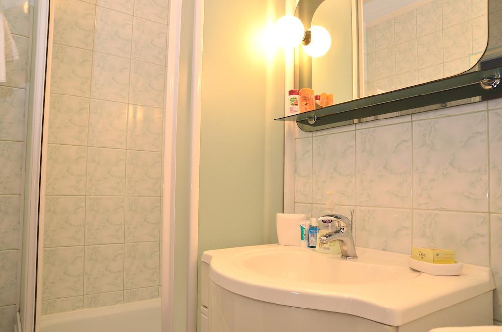 Aluzyjna Erapartments Jablonna  Phòng bức ảnh