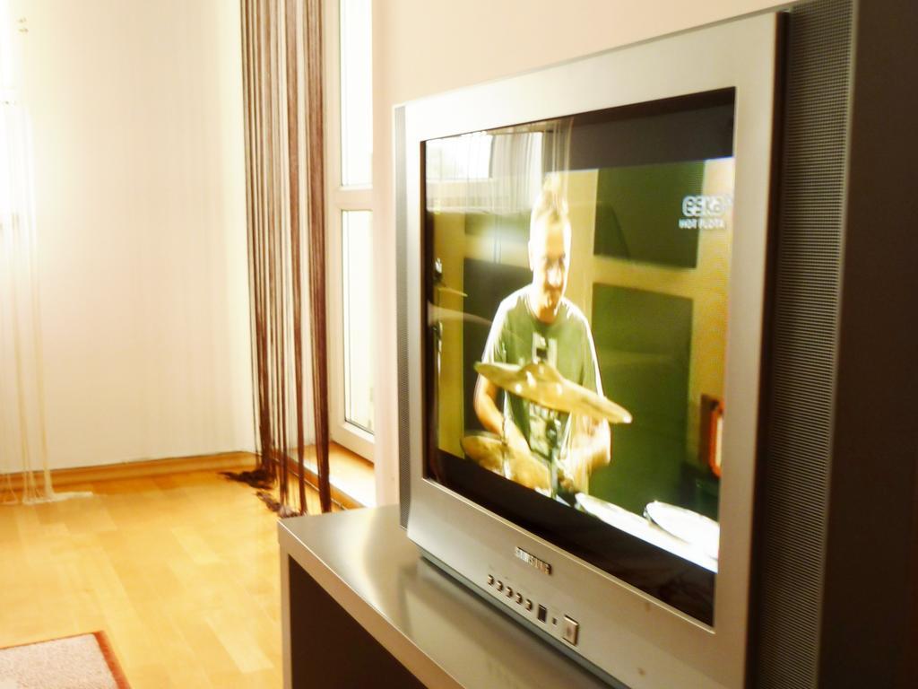 Aluzyjna Erapartments Jablonna  Phòng bức ảnh